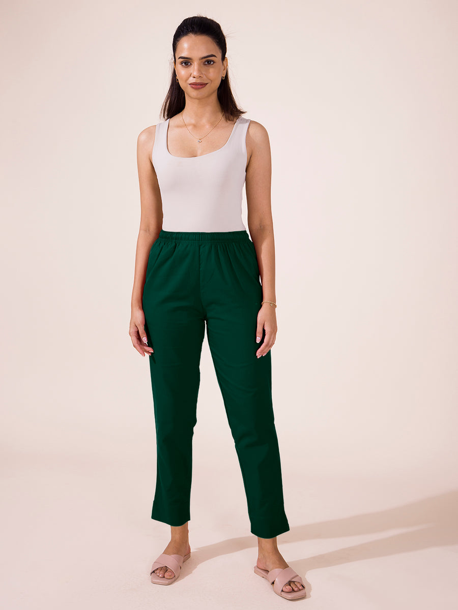 Women Solid Bottle Green Cotton Pencil Pant