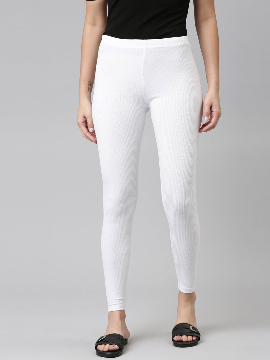 Women Solid White Ribbed Leggings