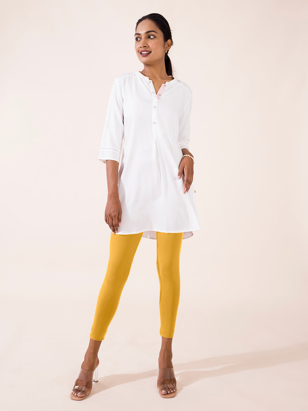 Buy Go Colors Women Solid Color Ankle Length Legging - Yg Royal Online -  Lulu Hypermarket India
