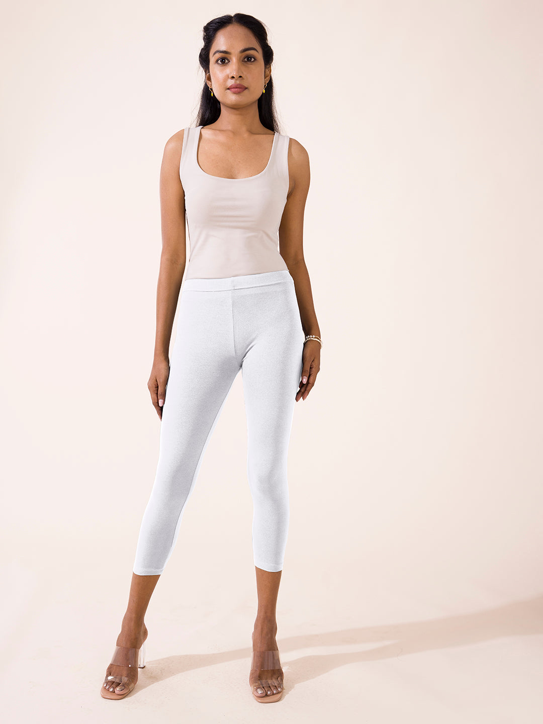 Women Solid White Cotton Cropped Leggings