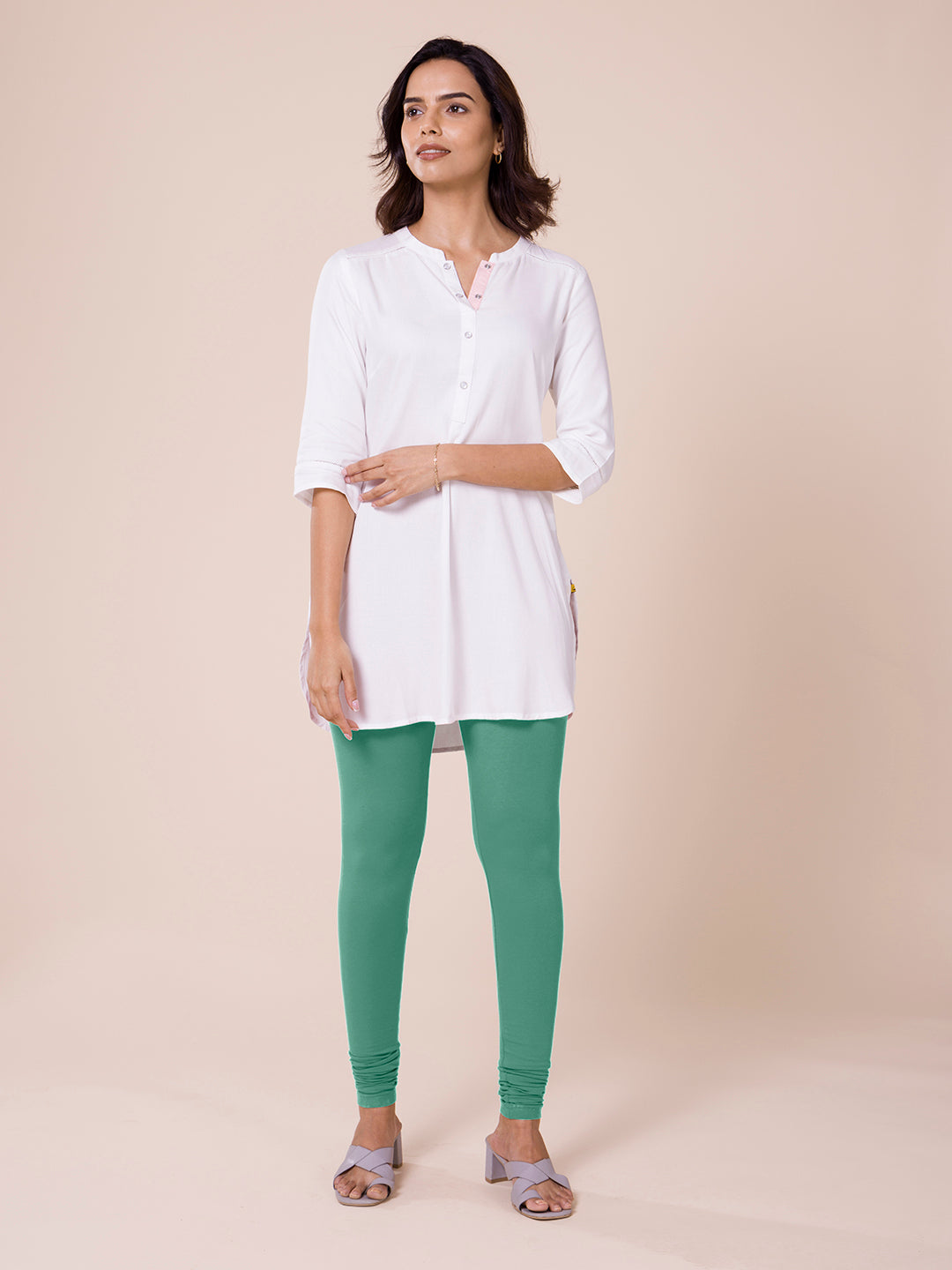 SARJANA Women Cotton Dark Green Color Authentic Churidar Leggings Casu –  Sarjana Shop