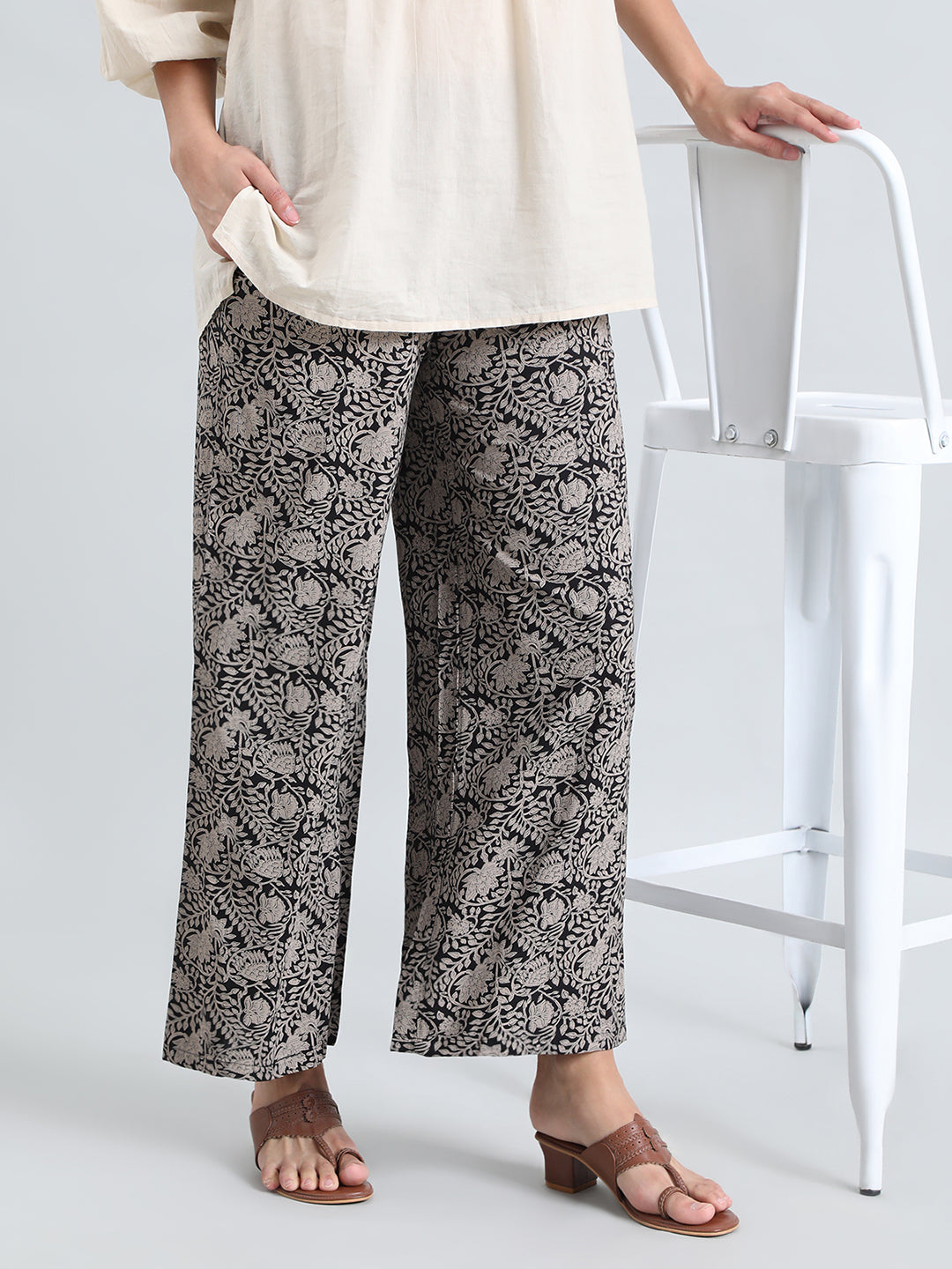 Black Woven Viscose Printed Palazzo