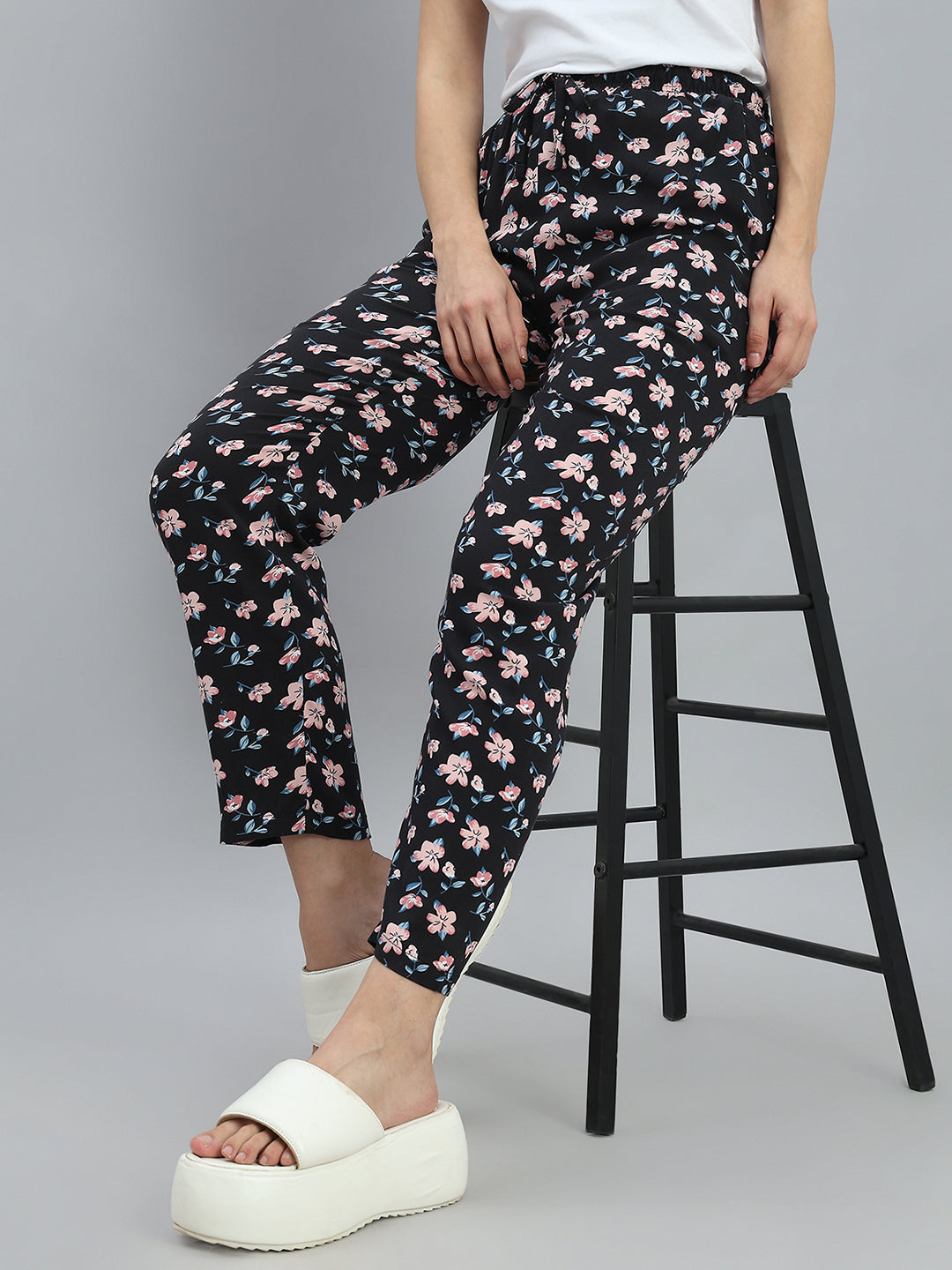 Black Woven Viscose Printed Lounge Pants