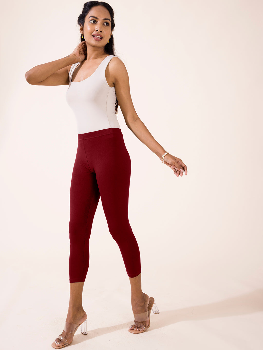 Women Solid Maroon Cotton Cropped Leggings