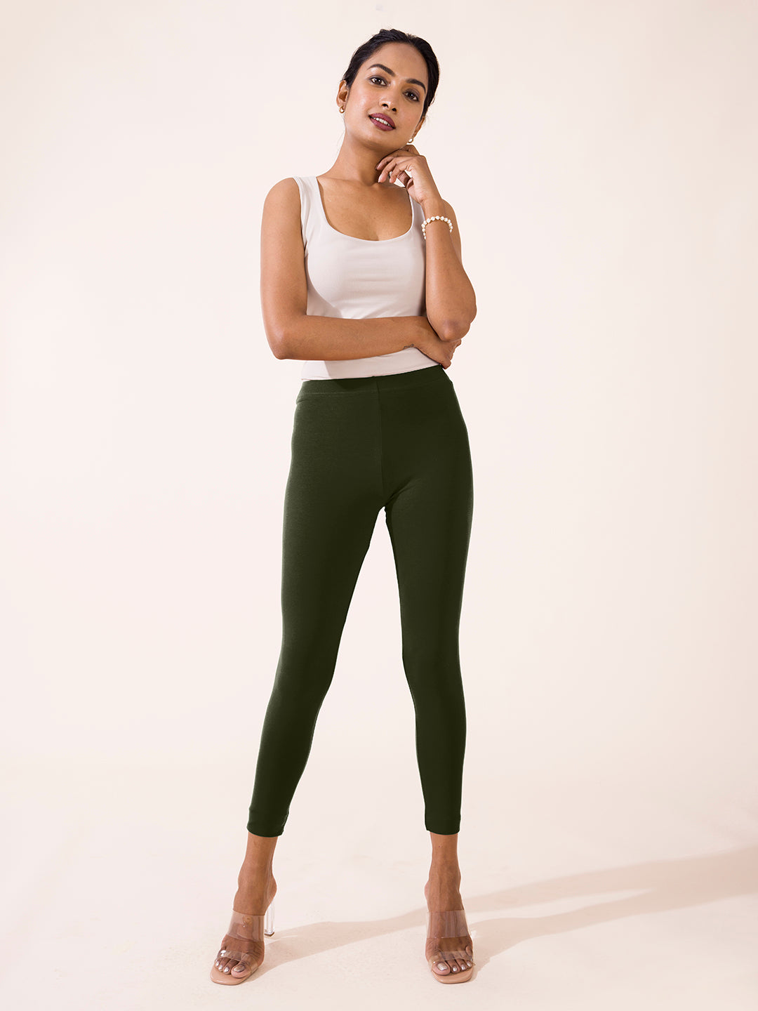 Buy High Rise Active Tights in Olive Green with Side Pocket & Printed  Panels Online India, Best Prices, COD - Clovia - AB0022D17