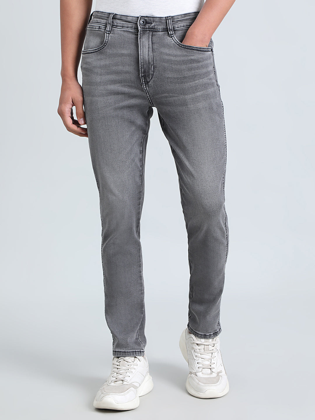 Petite Tapered Ankle Jeans