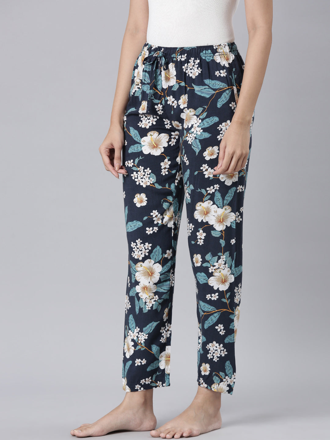 Black Woven Viscose Printed Lounge Pants