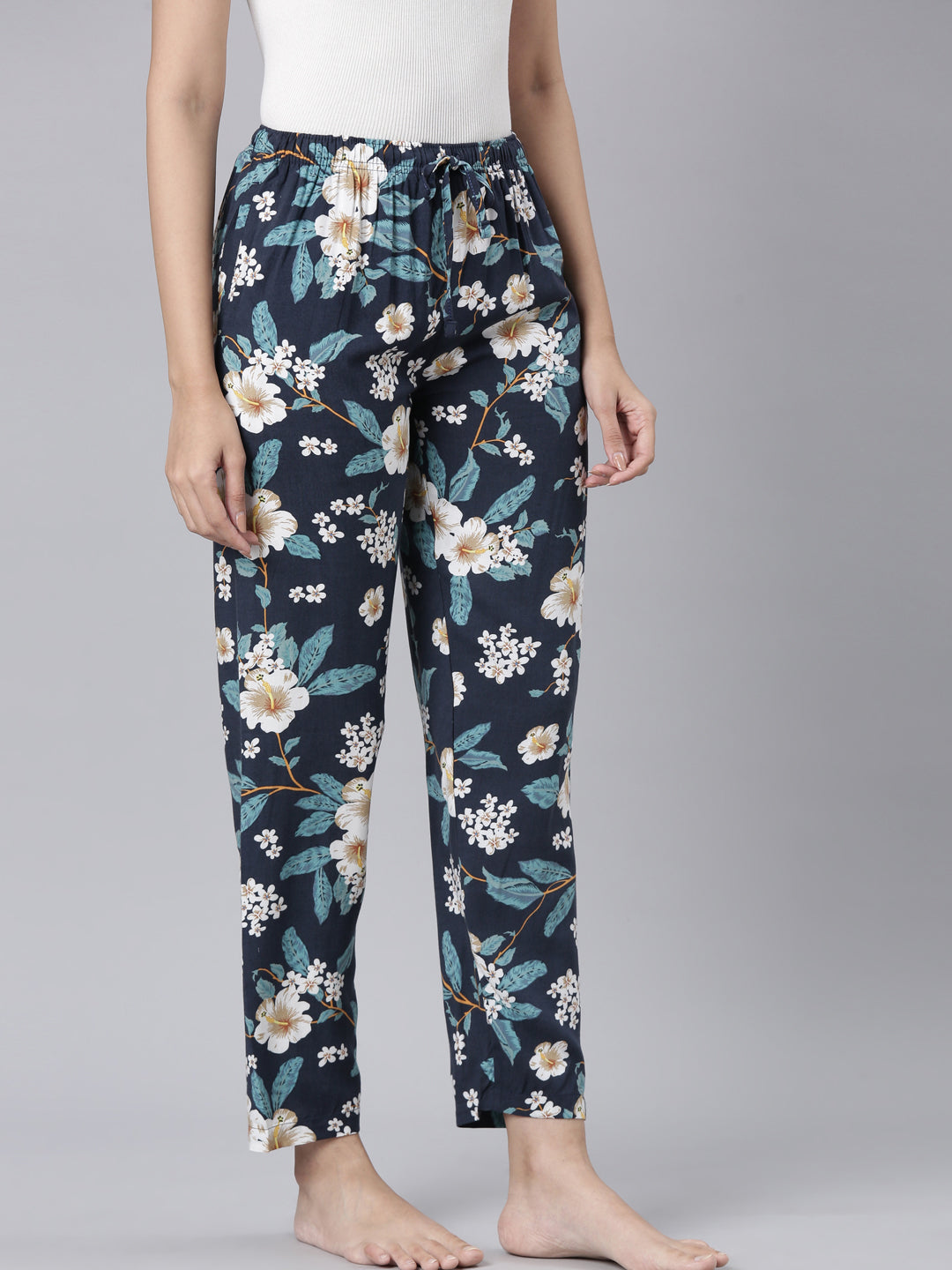 Black Woven Viscose Printed Lounge Pants