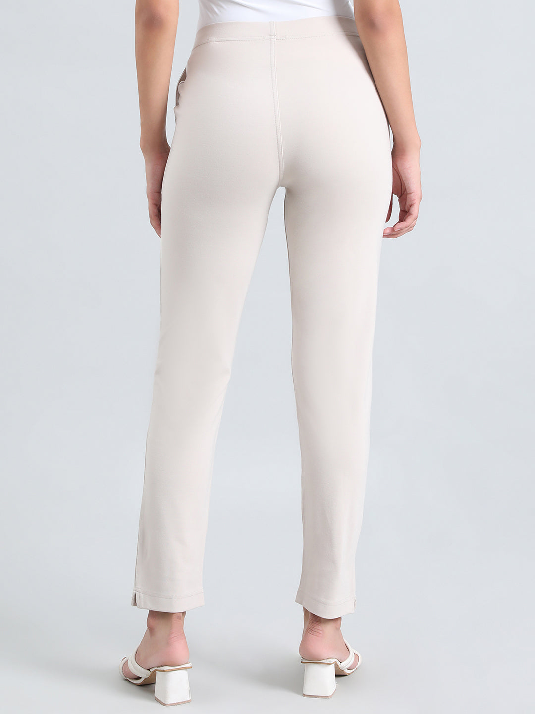 Cream Ponte Smart Fit Kurti Pant