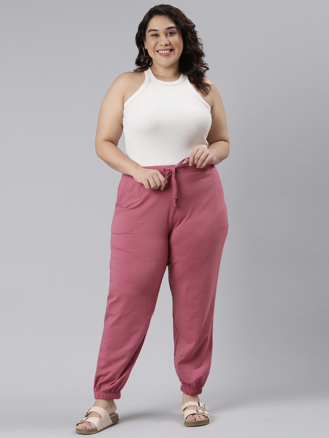 Women Solid Light Wine Mid Rise Cotton Casual Joggers