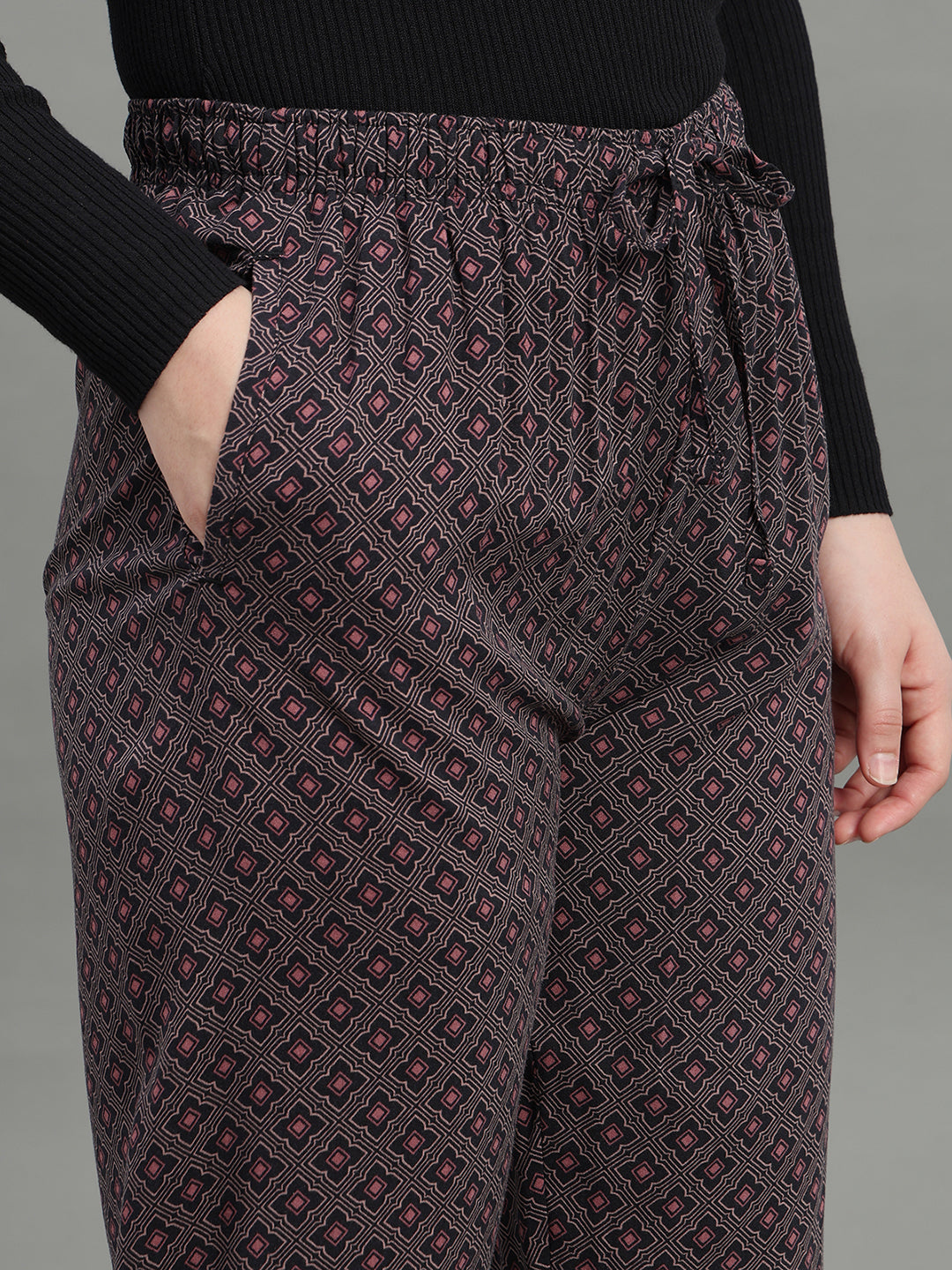Black Woven Viscose Printed Lounge Pants