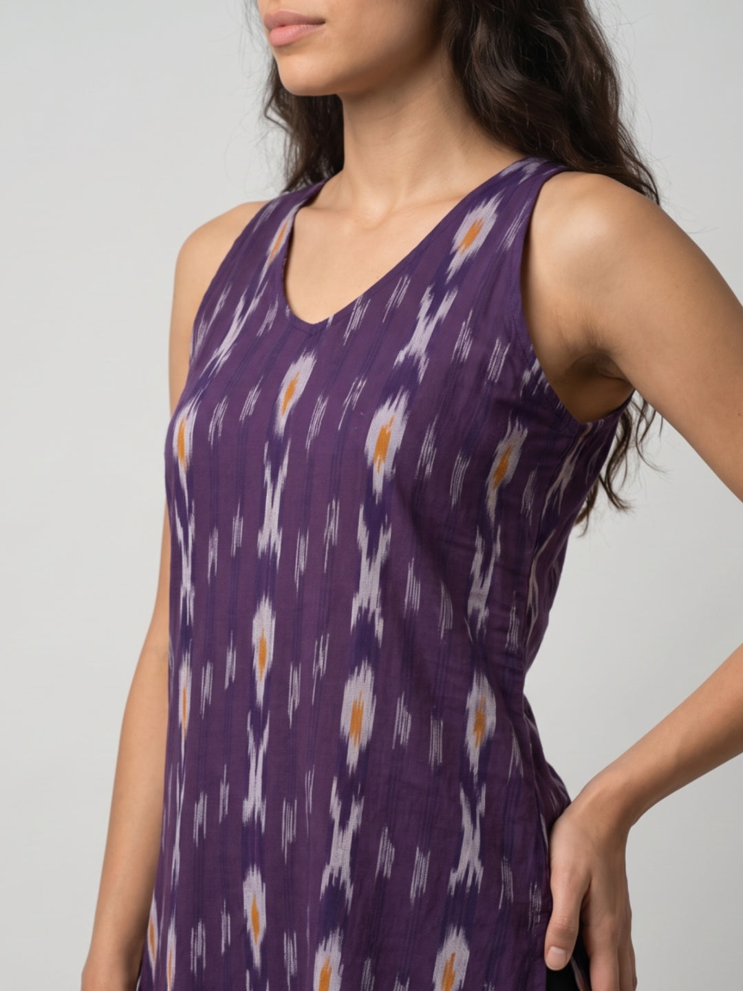 Ikat Print V-Neck Sleeveless Kurti