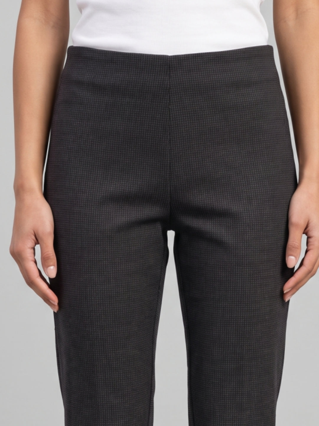 Black Roma Stripes Formal Pant