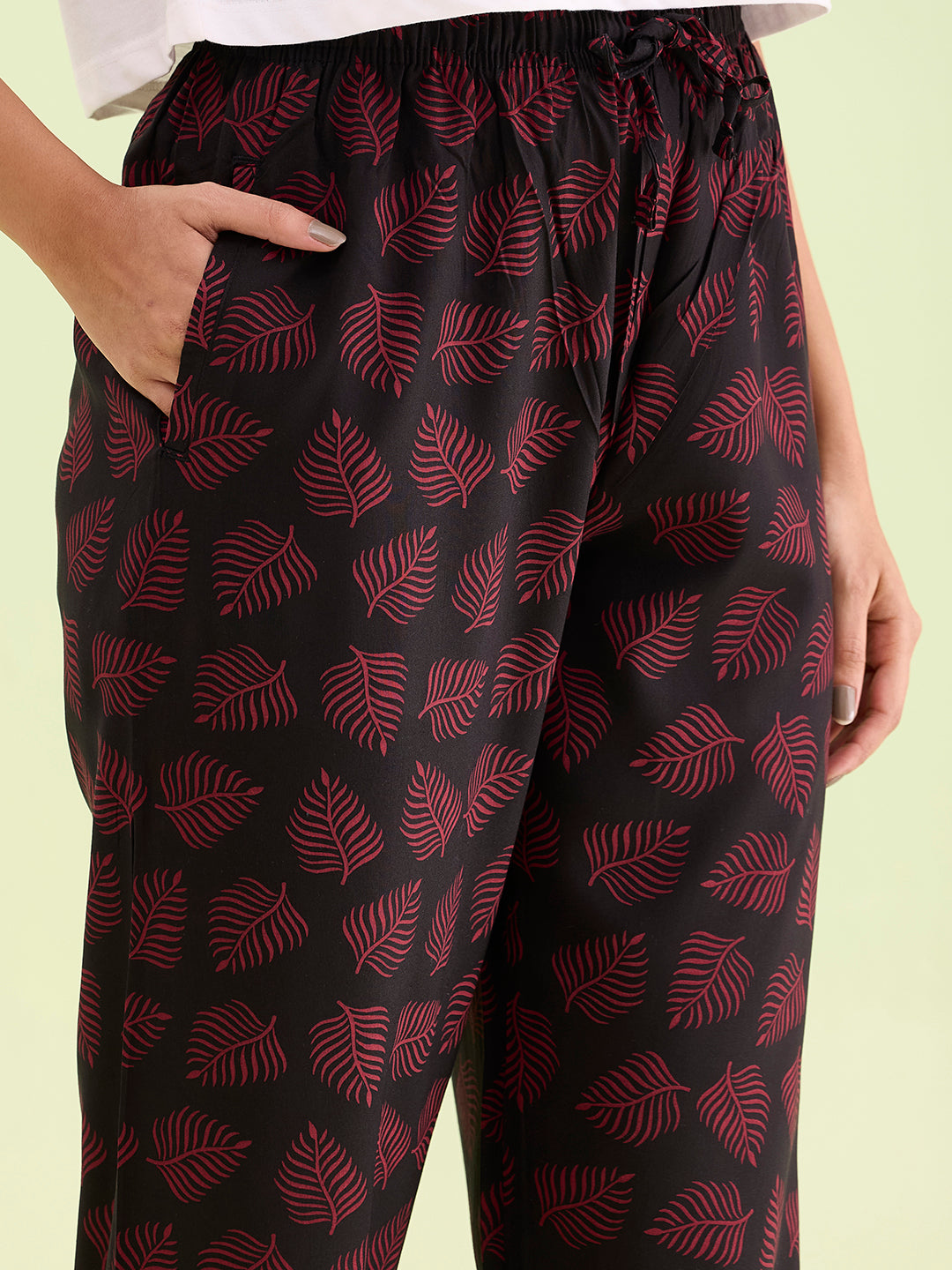 Black Woven Viscose Printed Lounge Pants