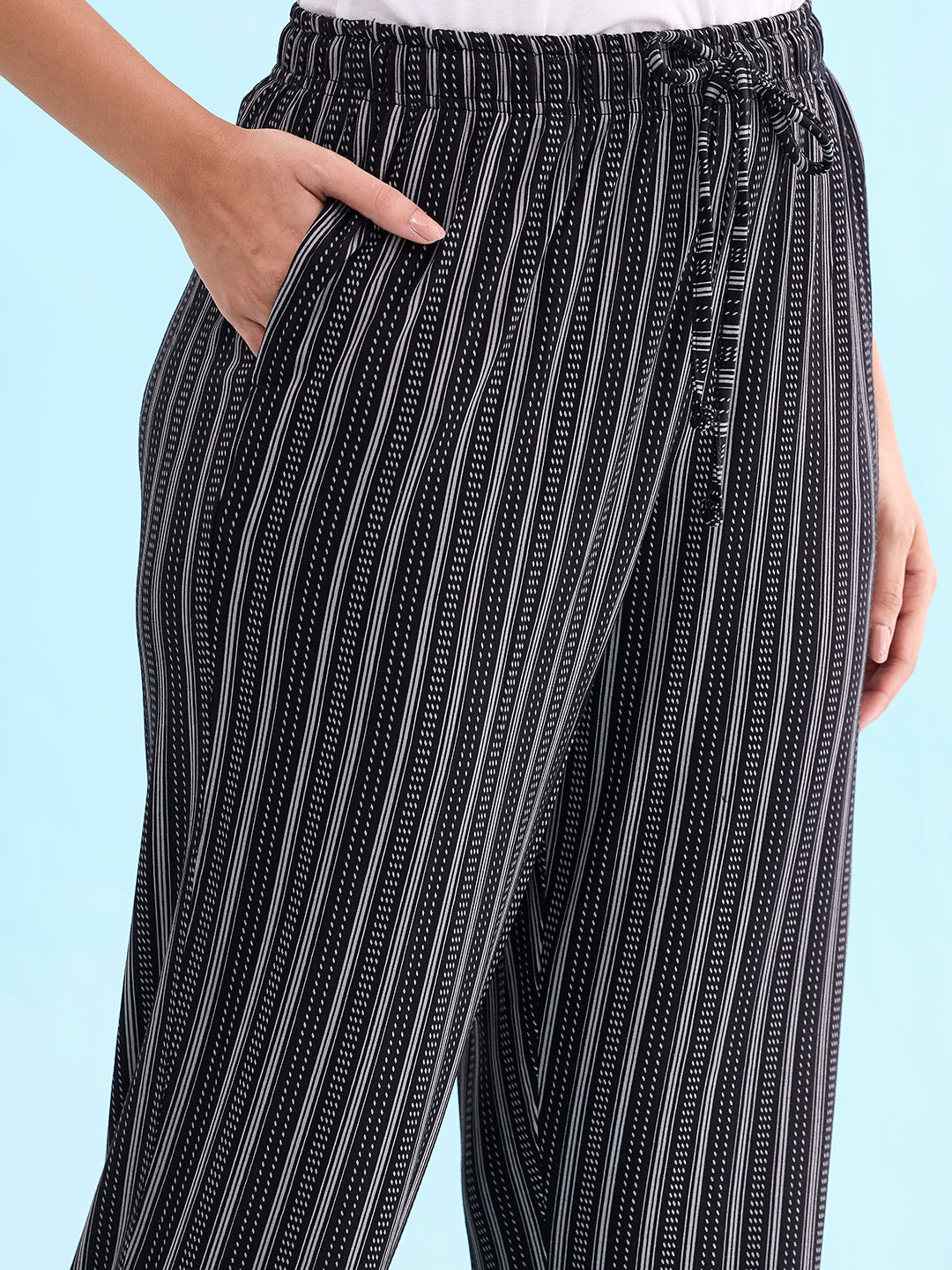 Black Cotton Knit Printed Lounge Pants