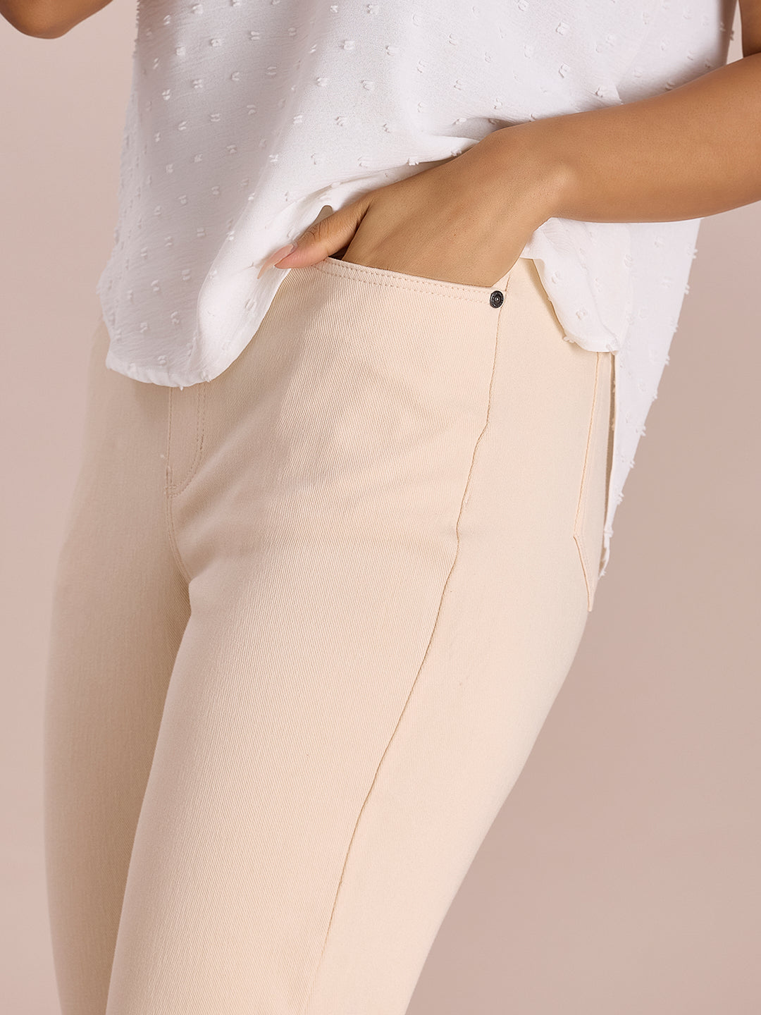 Ecru Cotton Polyester Super Stretch Jeggings