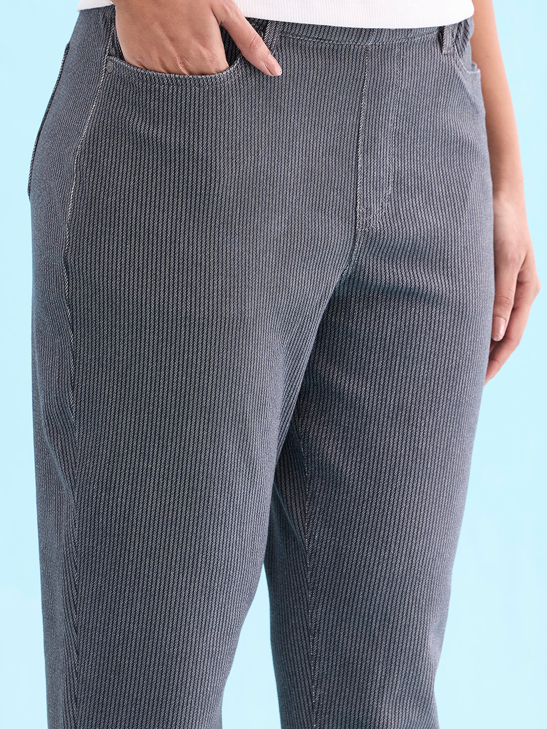 Grey Cotton Poly Stretch Stripes Printed Jeggings