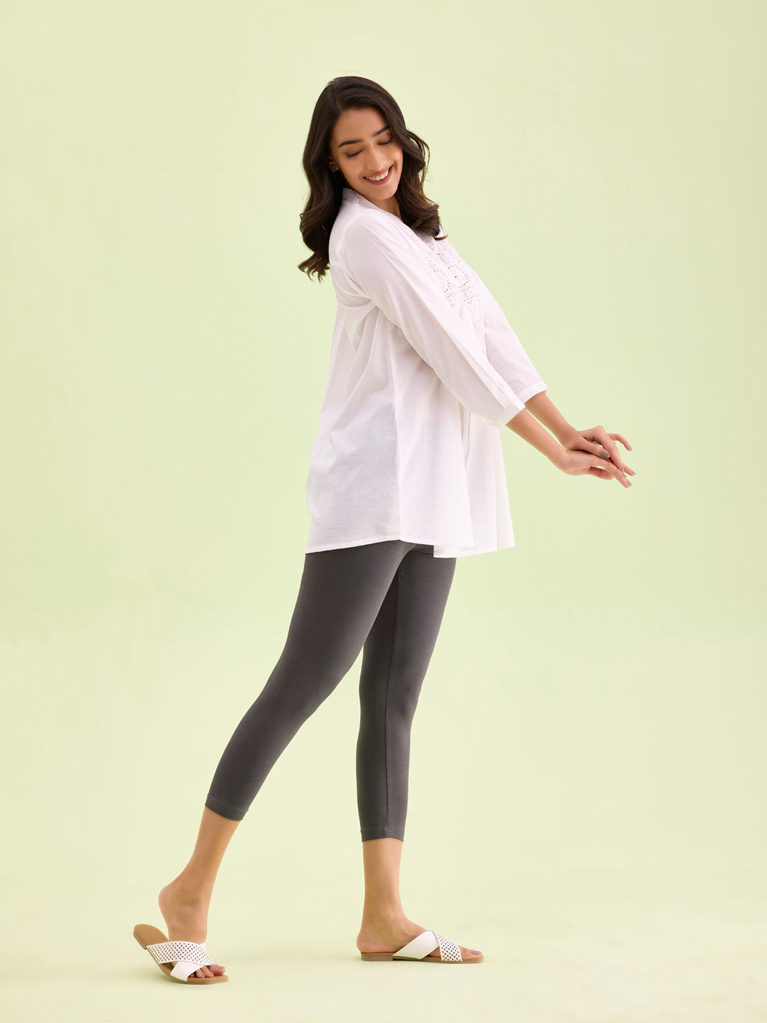 Silver Grey Cotton Stretch Cropped Leggings