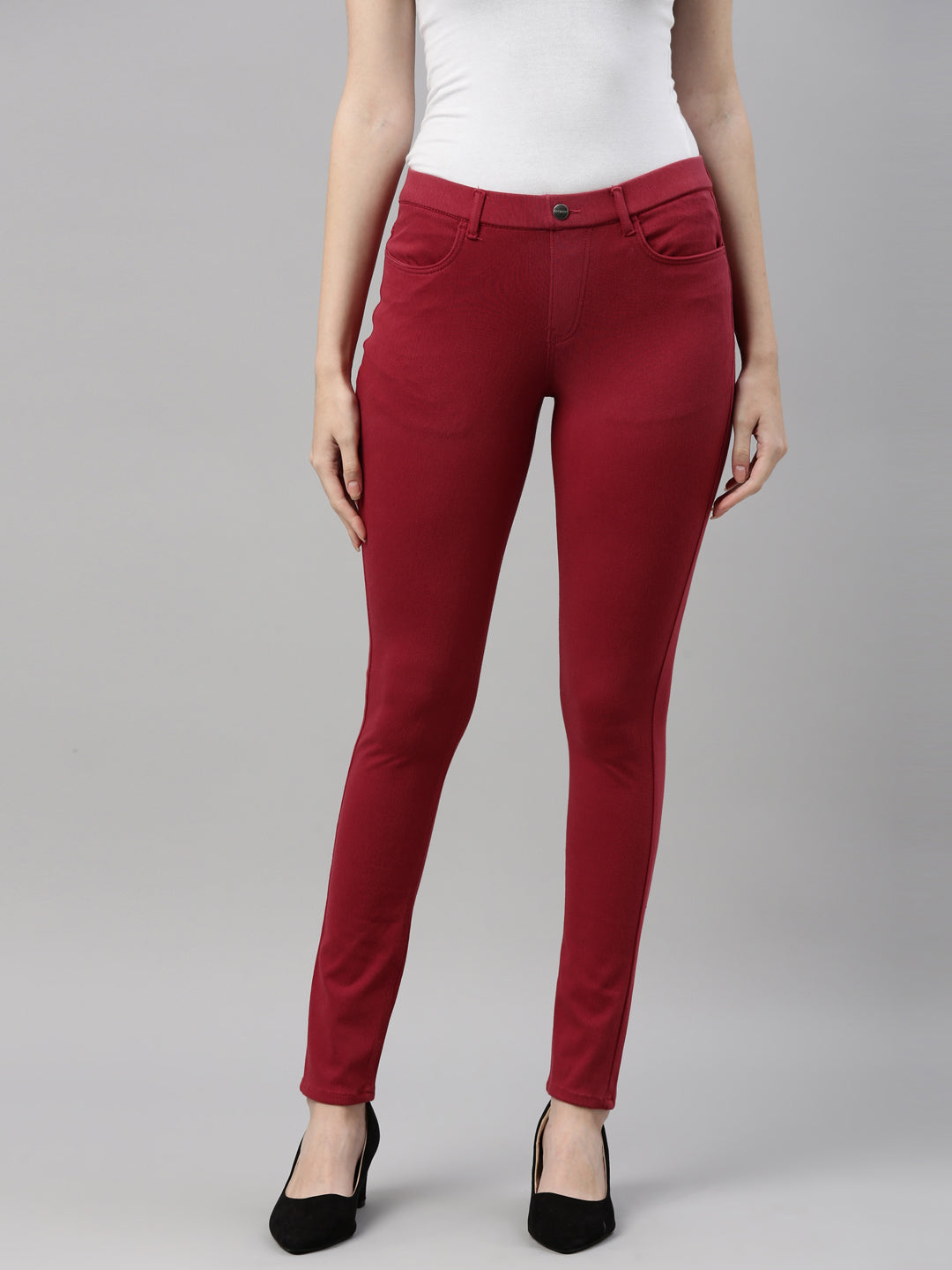 Women Solid Cherry Super Stretch Jeggings
