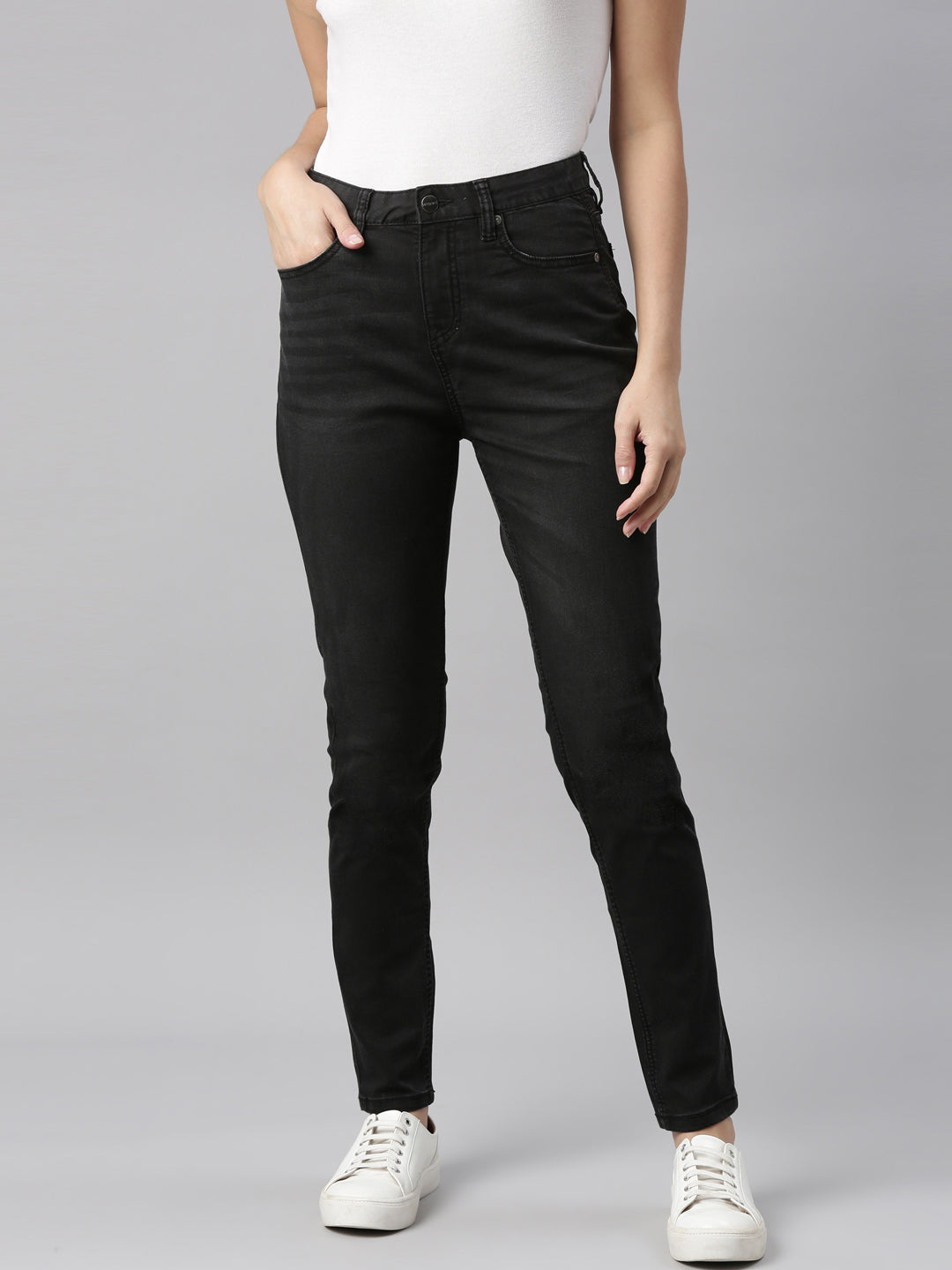 BDG High-Waisted Contrast Stitch Skate Jean – Black | Urban Outfitters