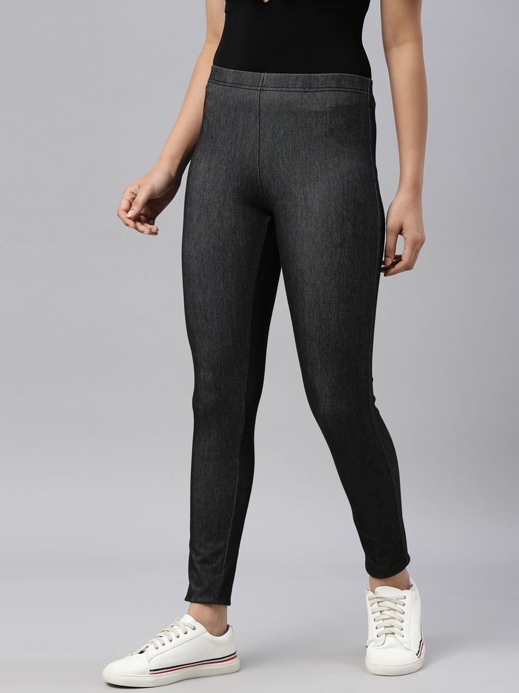 Women Solid Black Stretch Ponte Pants