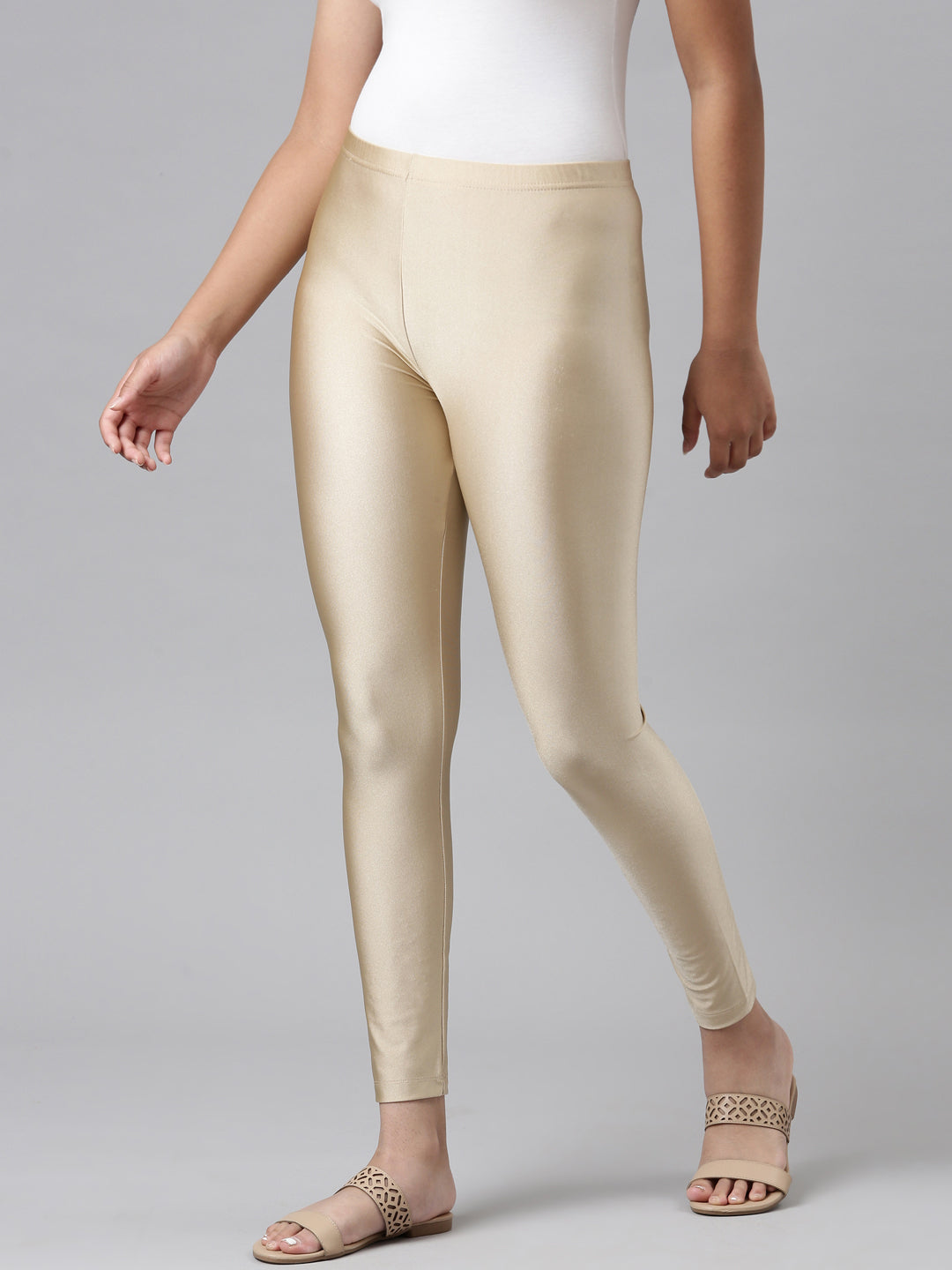 GO COLORS Women Rusts Mid Rise Solid Nylon Shimmer Leggings - S :  Amazon.in: Fashion