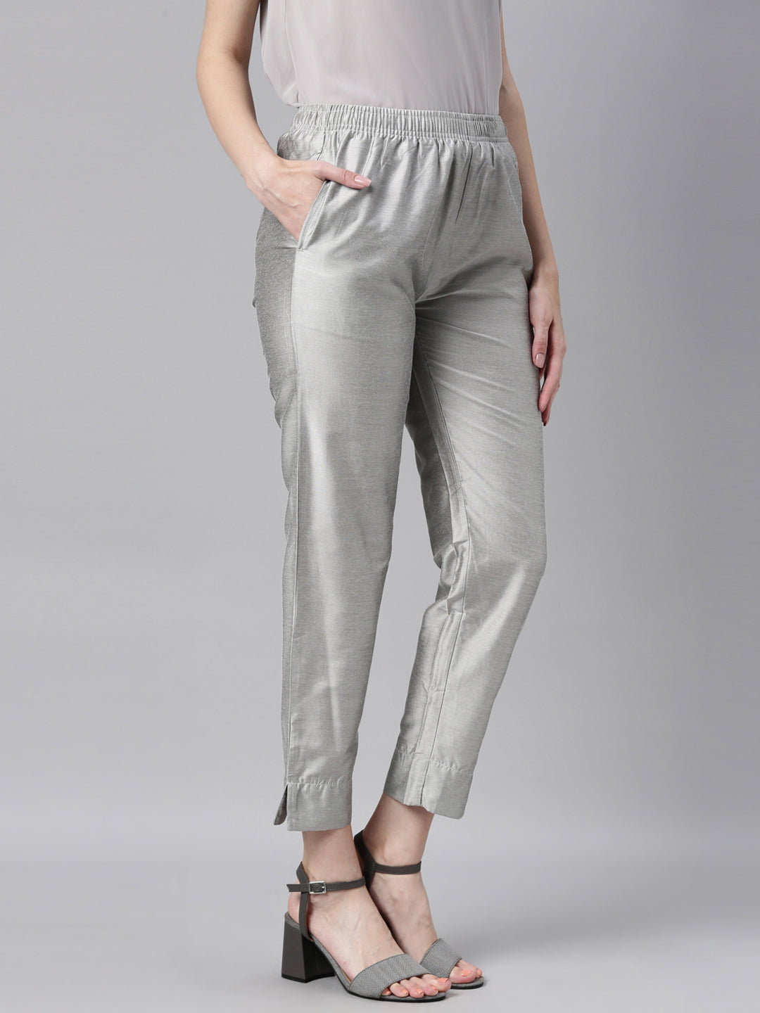 Women Solid Silver Grey Mid Rise Shiny Pants
