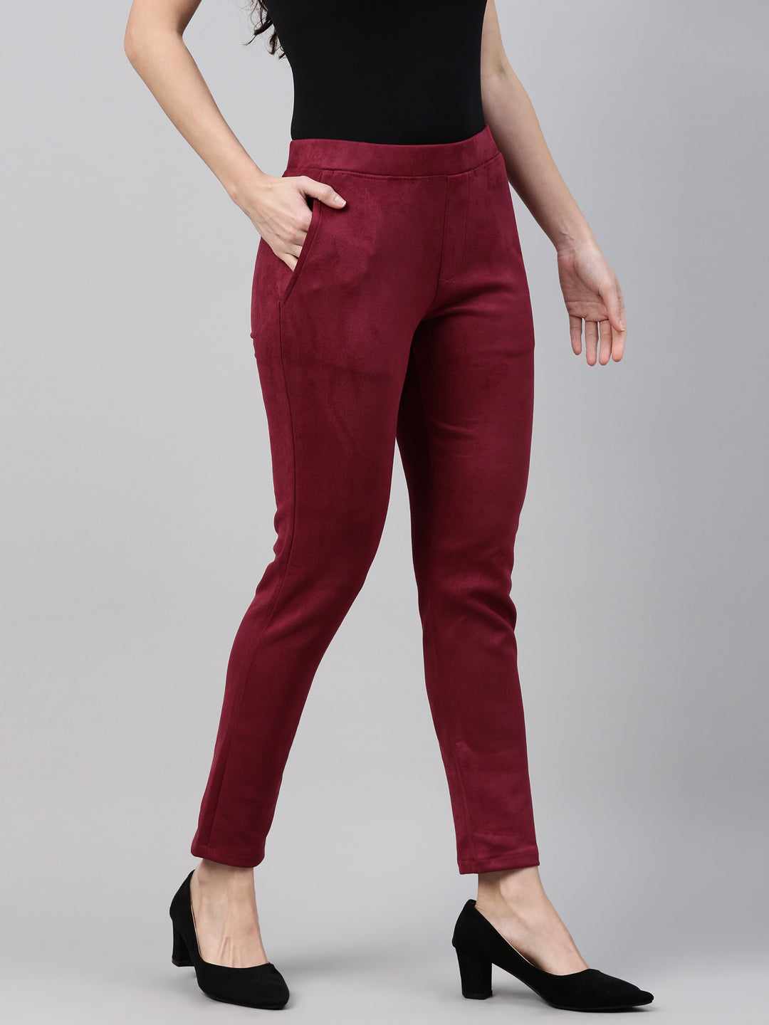 Women Solid Maroon Mid Rise Suede Treggings