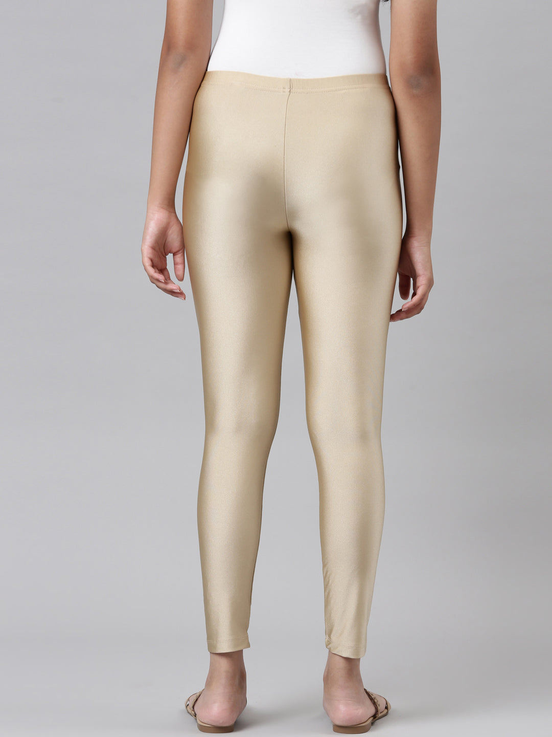 GO COLORS Womens Slim Fit Nylon Shimmer Leggings (Gold_S) : Amazon.in:  Fashion